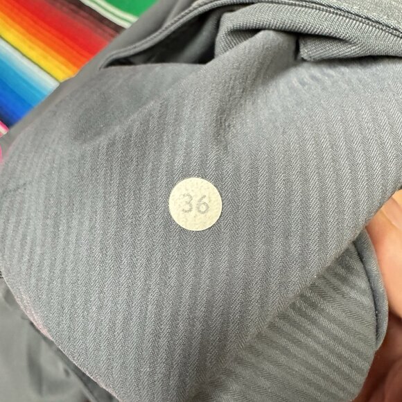 Lululemon ABC Classic Pants Men's Size 36 (Measures 35x31) Warpstreme Dark Grey - Picture 10 of 10